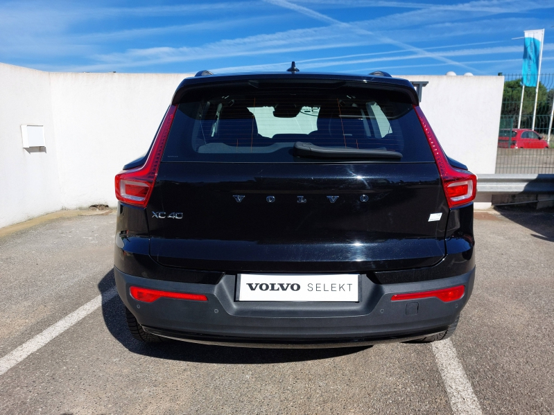 VOLVO XC40 d’occasion à vendre à AVIGNON chez SUÈDE PROVENCE AUTOMOBILES (Photo 8)