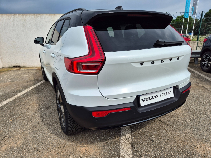 VOLVO XC40 d’occasion à vendre à AVIGNON chez SUÈDE PROVENCE AUTOMOBILES (Photo 11)