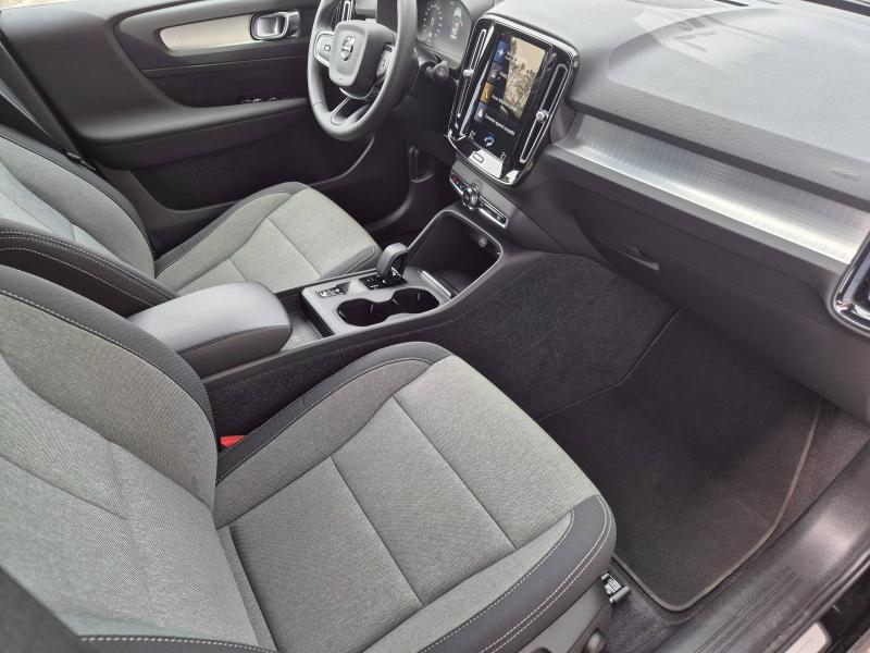 VOLVO XC40 d’occasion à vendre à AVIGNON chez SUÈDE PROVENCE AUTOMOBILES (Photo 16)