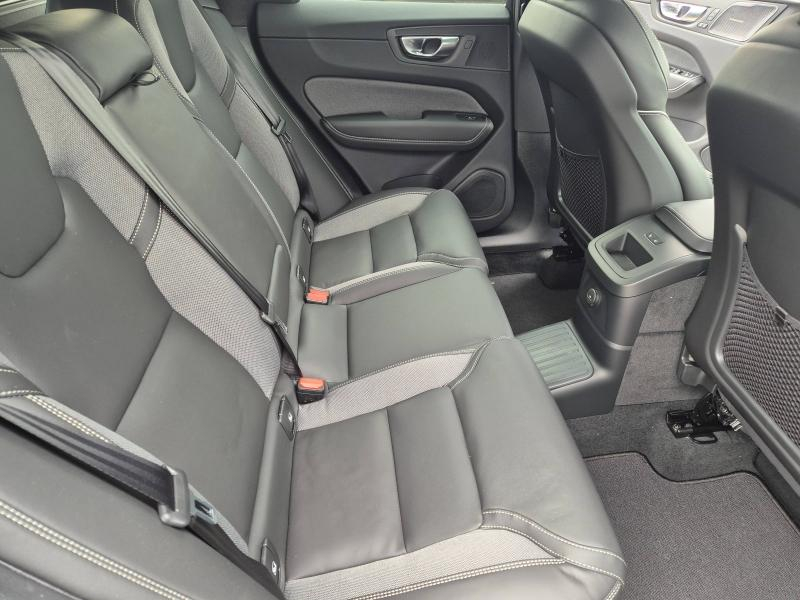 VOLVO XC60 d’occasion à vendre à AVIGNON chez SUÈDE PROVENCE AUTOMOBILES (Photo 17)