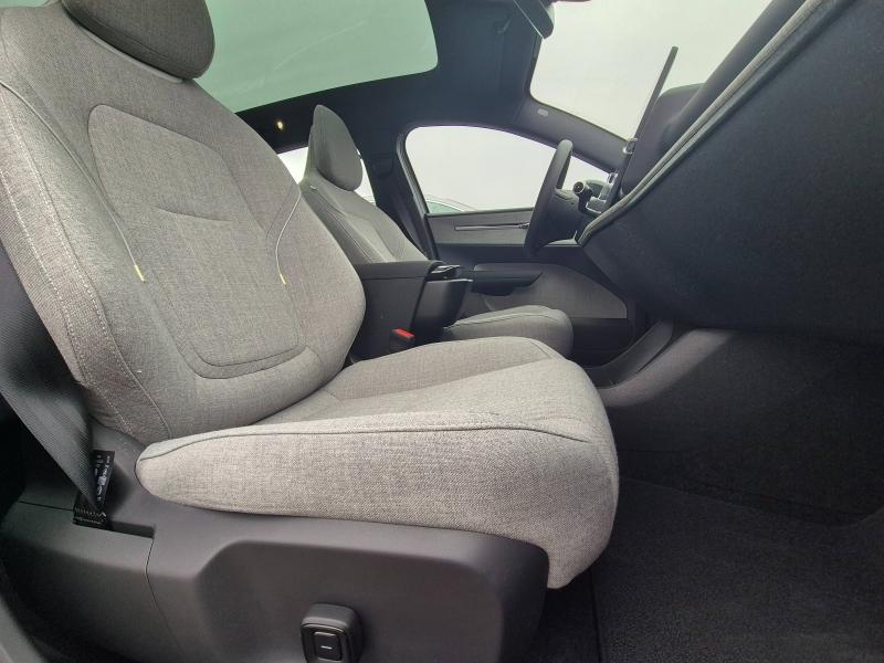VOLVO EX30 d’occasion à vendre à AVIGNON chez SUÈDE PROVENCE AUTOMOBILES (Photo 15)