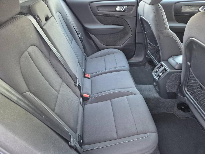 VOLVO XC40 d’occasion à vendre à AVIGNON chez SUÈDE PROVENCE AUTOMOBILES (Photo 6)