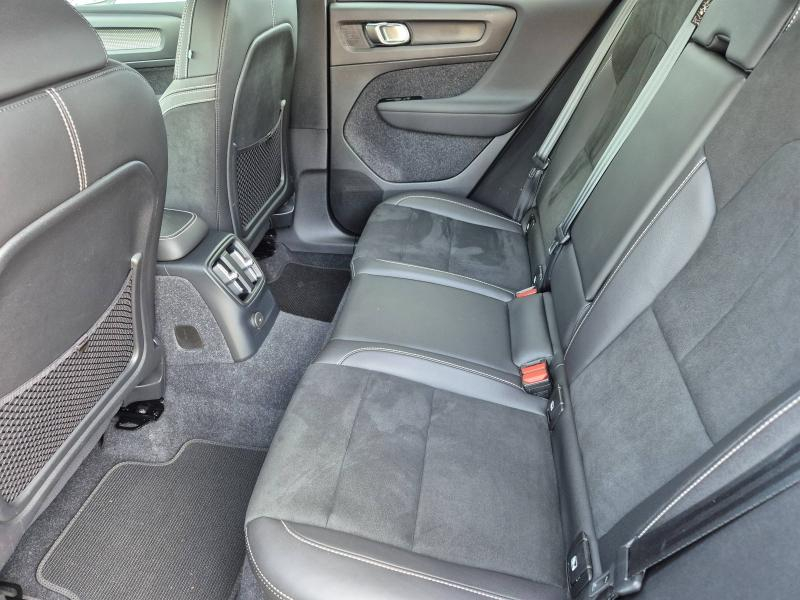 VOLVO XC40 d’occasion à vendre à AVIGNON chez SUÈDE PROVENCE AUTOMOBILES (Photo 6)