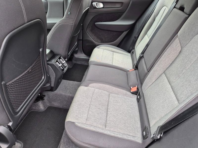 VOLVO XC40 d’occasion à vendre à AVIGNON chez SUÈDE PROVENCE AUTOMOBILES (Photo 6)