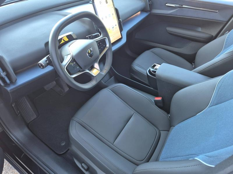 VOLVO EX30 d’occasion à vendre à AVIGNON chez SUÈDE PROVENCE AUTOMOBILES (Photo 5)