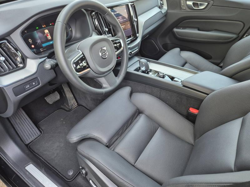 VOLVO XC60 d’occasion à vendre à AVIGNON chez SUÈDE PROVENCE AUTOMOBILES (Photo 5)