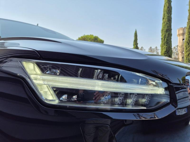 VOLVO XC90 d’occasion à vendre à AVIGNON chez SUÈDE PROVENCE AUTOMOBILES (Photo 17)
