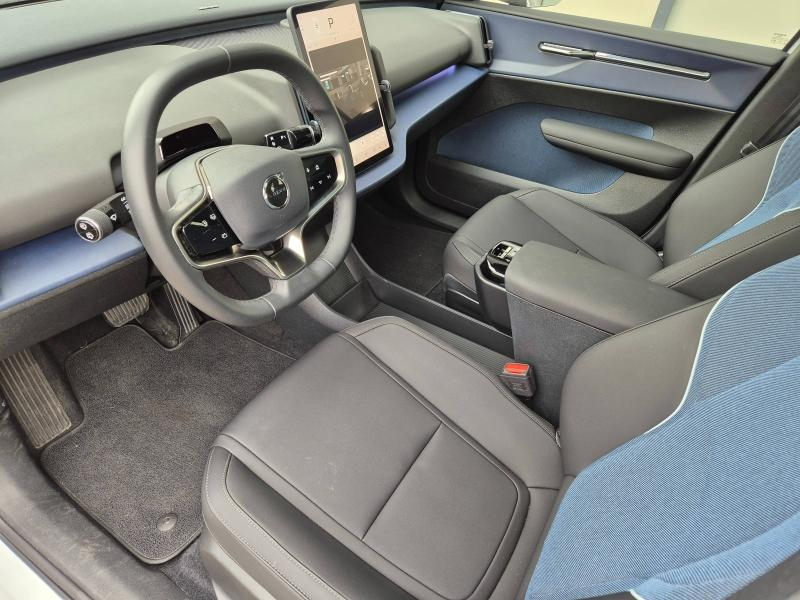VOLVO EX30 d’occasion à vendre à AVIGNON chez SUÈDE PROVENCE AUTOMOBILES (Photo 5)