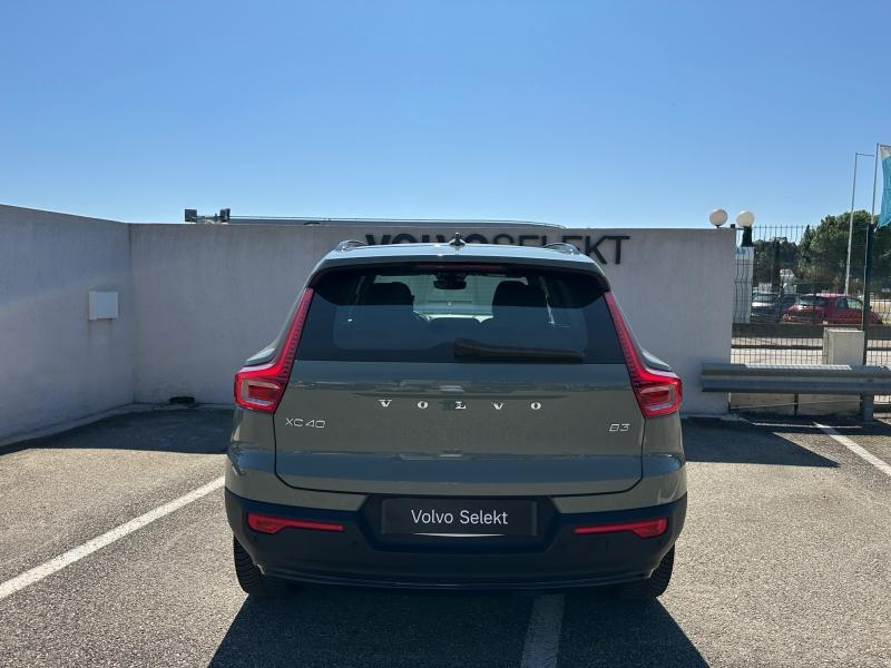 VOLVO XC40 d’occasion à vendre à AVIGNON chez SUÈDE PROVENCE AUTOMOBILES (Photo 13)