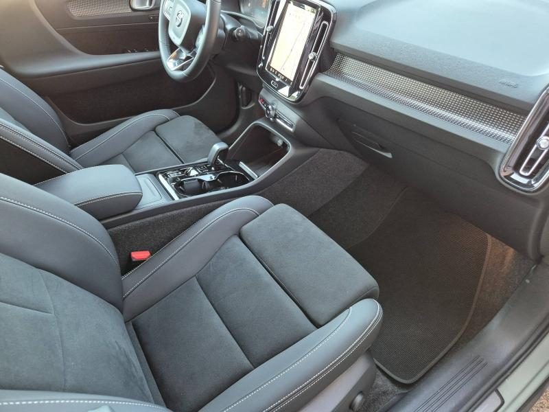 VOLVO XC40 d’occasion à vendre à AVIGNON chez SUÈDE PROVENCE AUTOMOBILES (Photo 18)