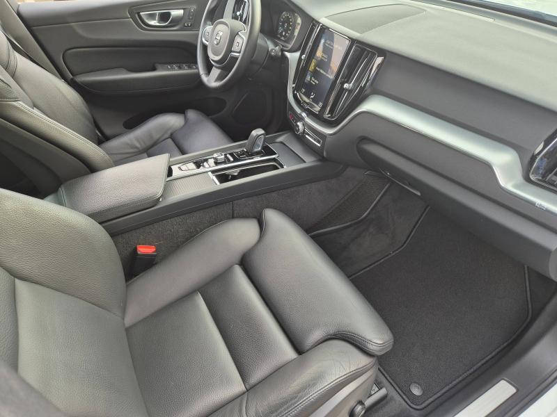 VOLVO XC60 d’occasion à vendre à AVIGNON chez SUÈDE PROVENCE AUTOMOBILES (Photo 17)