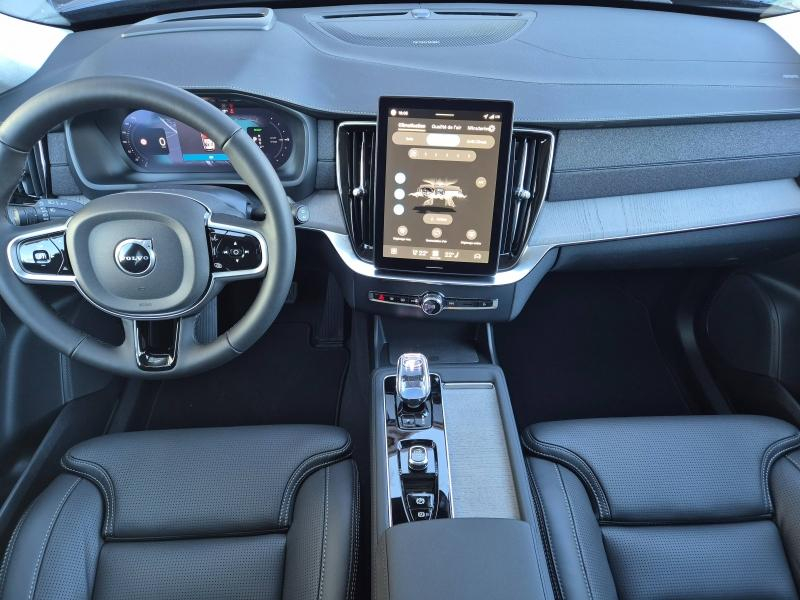 VOLVO XC90 d’occasion à vendre à AVIGNON chez SUÈDE PROVENCE AUTOMOBILES (Photo 4)
