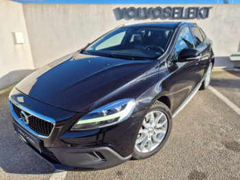 VOLVO V40 Cross Country D2 120ch Summum Geartronic 109196 km à vendre VOLVO V40 Cross Country D2 120ch Summum Geartronic 109196 km à vendre
