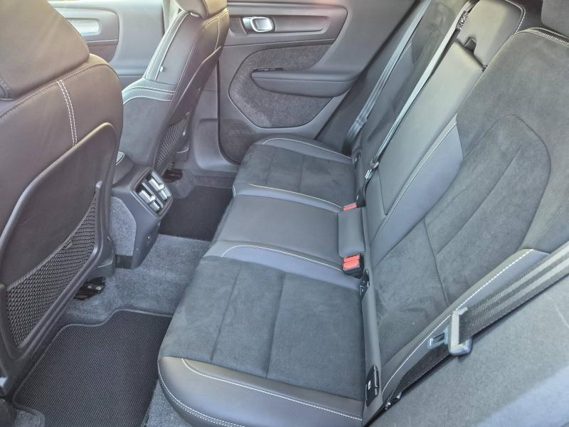 VOLVO XC40 d’occasion à vendre à AVIGNON chez SUÈDE PROVENCE AUTOMOBILES (Photo 6)
