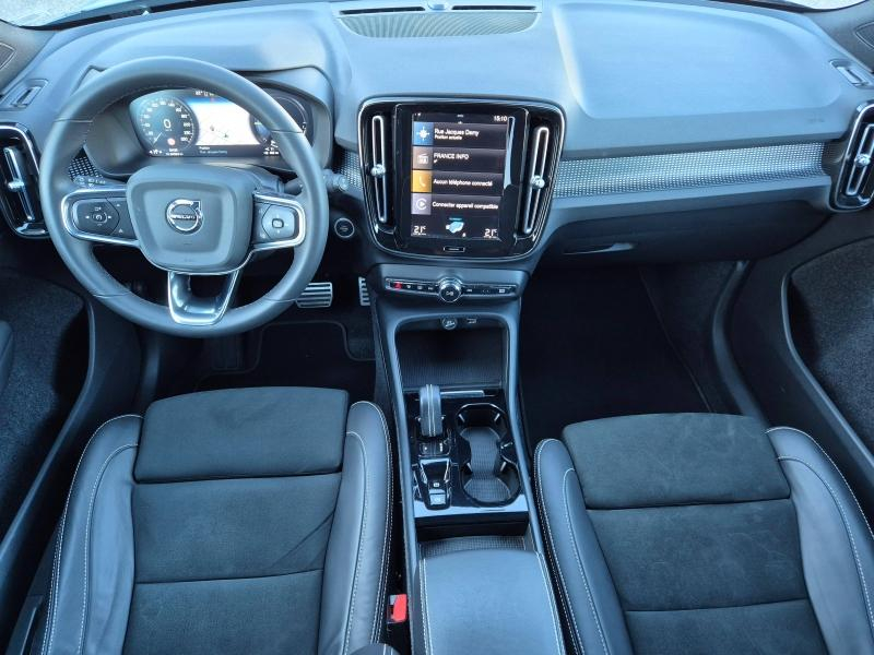 VOLVO XC40 d’occasion à vendre à AVIGNON chez SUÈDE PROVENCE AUTOMOBILES (Photo 4)