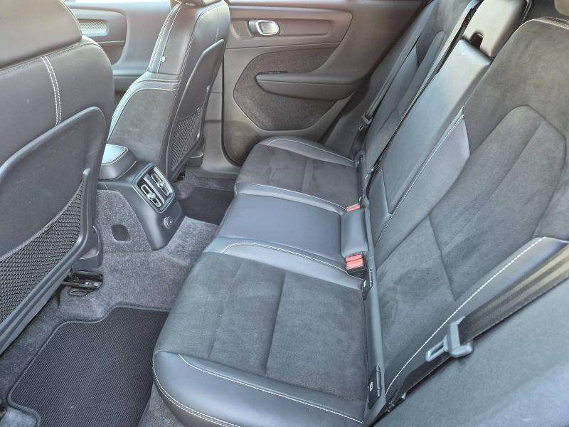 VOLVO XC40 d’occasion à vendre à AVIGNON chez SUÈDE PROVENCE AUTOMOBILES (Photo 6)