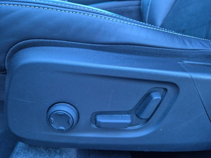 VOLVO XC40 d’occasion à vendre à AVIGNON chez SUÈDE PROVENCE AUTOMOBILES (Photo 19)