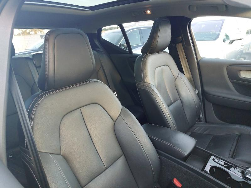 VOLVO XC40 d’occasion à vendre à AVIGNON chez SUÈDE PROVENCE AUTOMOBILES (Photo 20)