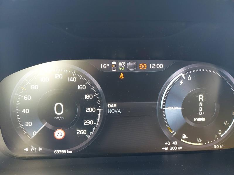 VOLVO XC40 d’occasion à vendre à AVIGNON chez SUÈDE PROVENCE AUTOMOBILES (Photo 20)