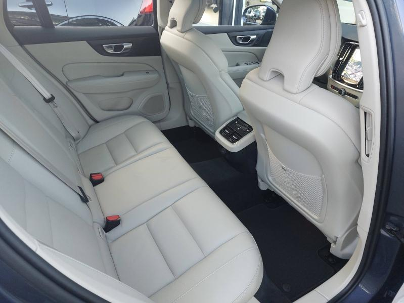 VOLVO V60 d’occasion à vendre à AVIGNON chez SUÈDE PROVENCE AUTOMOBILES (Photo 19)