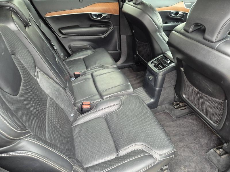 VOLVO XC90 d’occasion à vendre à AVIGNON chez SUÈDE PROVENCE AUTOMOBILES (Photo 14)