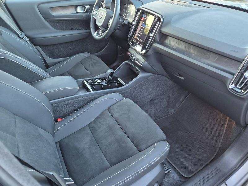 VOLVO XC40 d’occasion à vendre à AVIGNON chez SUÈDE PROVENCE AUTOMOBILES (Photo 16)