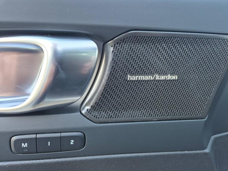 VOLVO XC40 d’occasion à vendre à AVIGNON chez SUÈDE PROVENCE AUTOMOBILES (Photo 18)