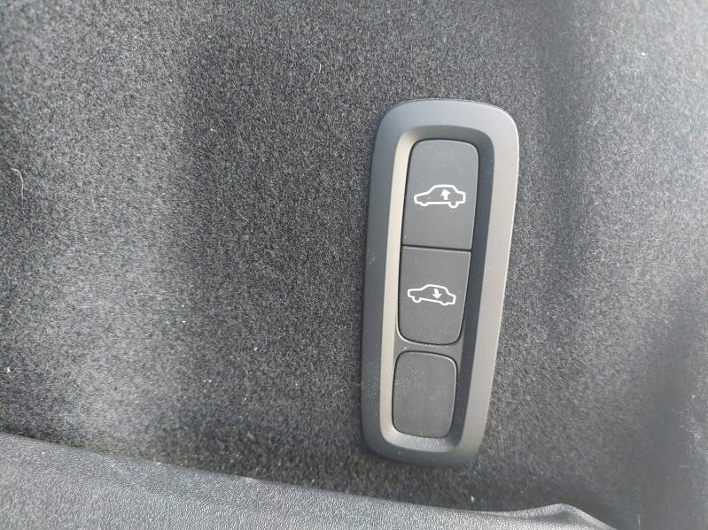 VOLVO XC60 d’occasion à vendre à AVIGNON chez SUÈDE PROVENCE AUTOMOBILES (Photo 14)