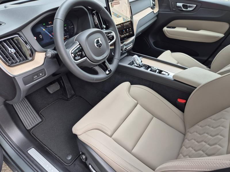 VOLVO XC60 d’occasion à vendre à AVIGNON chez SUÈDE PROVENCE AUTOMOBILES (Photo 5)