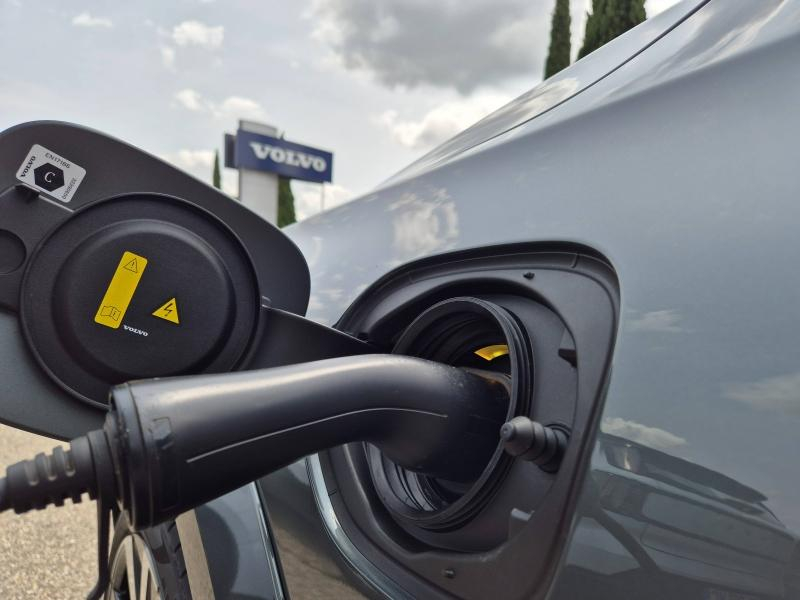 VOLVO XC60 d’occasion à vendre à AVIGNON chez SUÈDE PROVENCE AUTOMOBILES (Photo 9)