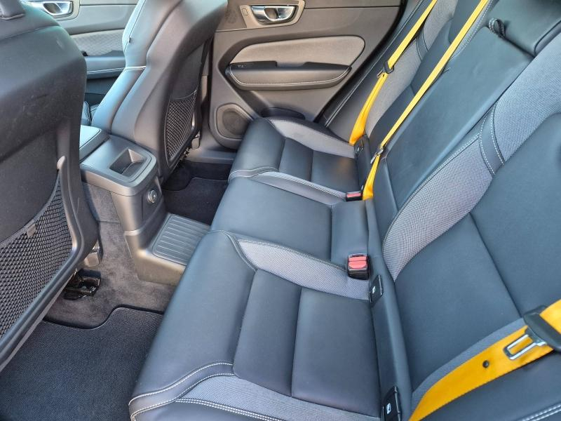 VOLVO XC60 d’occasion à vendre à AVIGNON chez SUÈDE PROVENCE AUTOMOBILES (Photo 6)