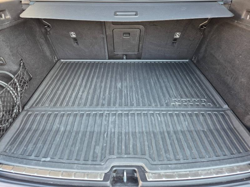 VOLVO XC60 d’occasion à vendre à AVIGNON chez SUÈDE PROVENCE AUTOMOBILES (Photo 7)