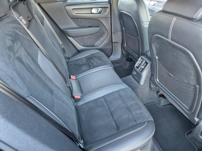 VOLVO XC40 d’occasion à vendre à AVIGNON chez SUÈDE PROVENCE AUTOMOBILES (Photo 18)