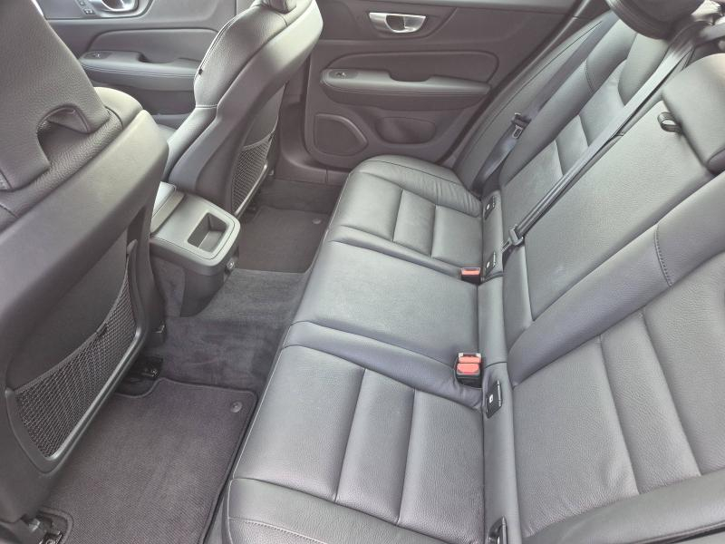 VOLVO V60 d’occasion à vendre à AVIGNON chez SUÈDE PROVENCE AUTOMOBILES (Photo 6)