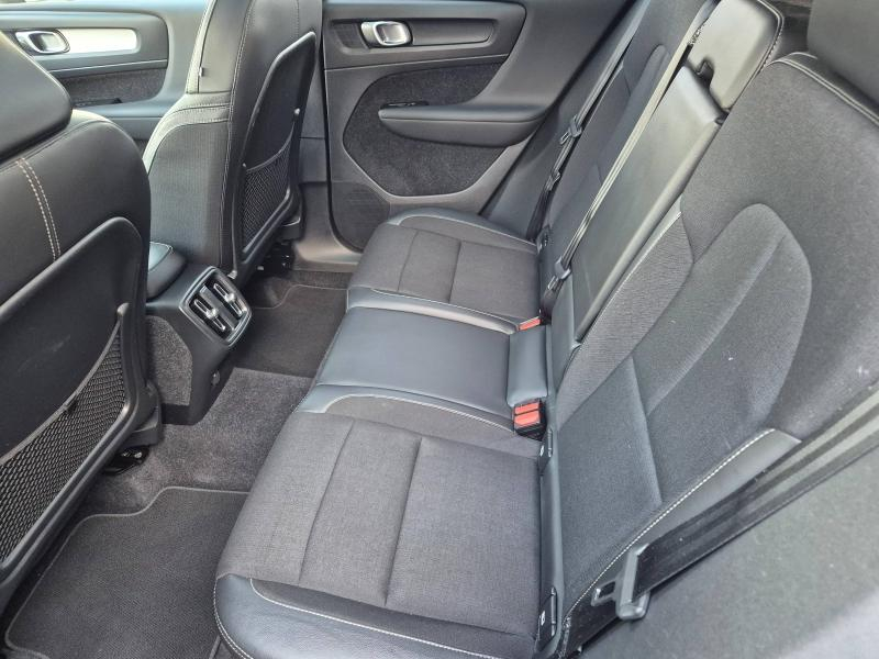 VOLVO XC40 d’occasion à vendre à AVIGNON chez SUÈDE PROVENCE AUTOMOBILES (Photo 6)