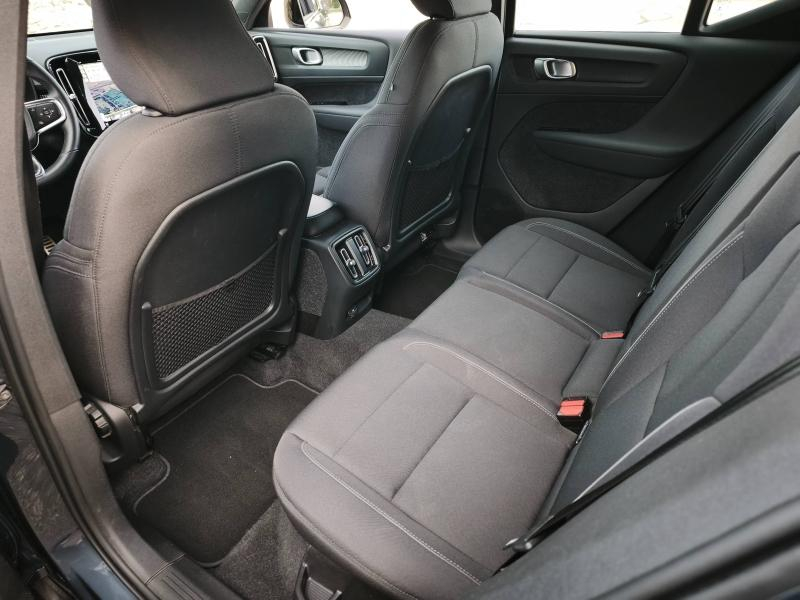 VOLVO XC40 d’occasion à vendre à AVIGNON chez SUÈDE PROVENCE AUTOMOBILES (Photo 12)