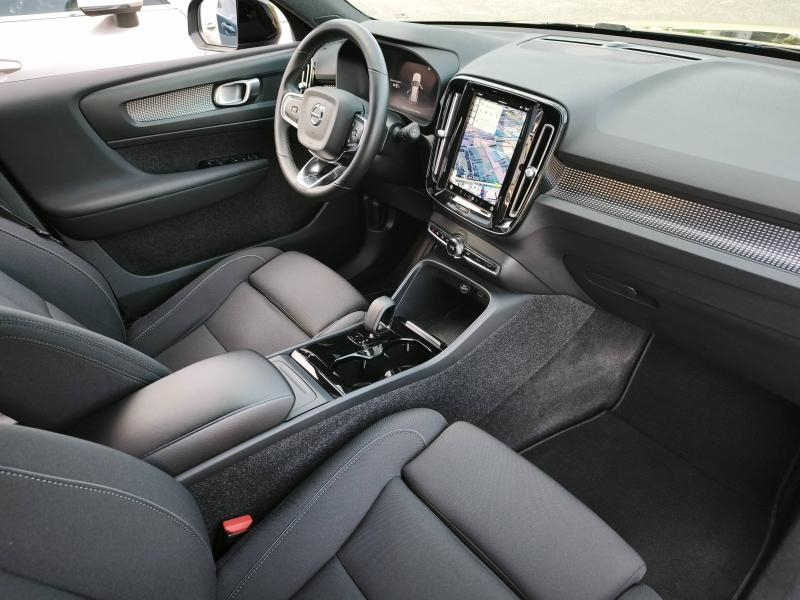 VOLVO XC40 d’occasion à vendre à AVIGNON chez SUÈDE PROVENCE AUTOMOBILES (Photo 13)