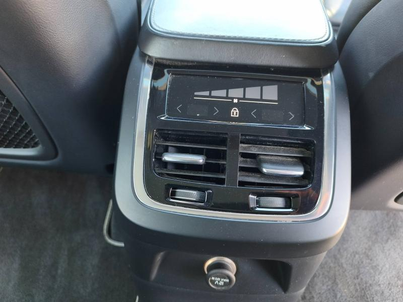 VOLVO XC90 d’occasion à vendre à AVIGNON chez SUÈDE PROVENCE AUTOMOBILES (Photo 14)