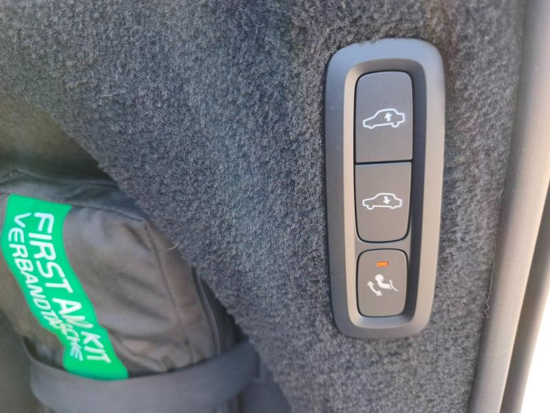 VOLVO XC90 d’occasion à vendre à AVIGNON chez SUÈDE PROVENCE AUTOMOBILES (Photo 17)