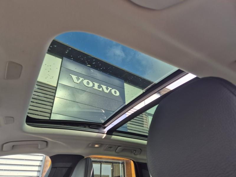 VOLVO XC60 d’occasion à vendre à AVIGNON chez SUÈDE PROVENCE AUTOMOBILES (Photo 14)