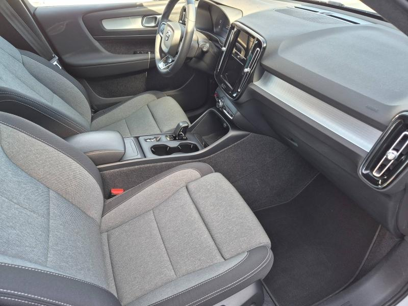 VOLVO XC40 d’occasion à vendre à AVIGNON chez SUÈDE PROVENCE AUTOMOBILES (Photo 6)