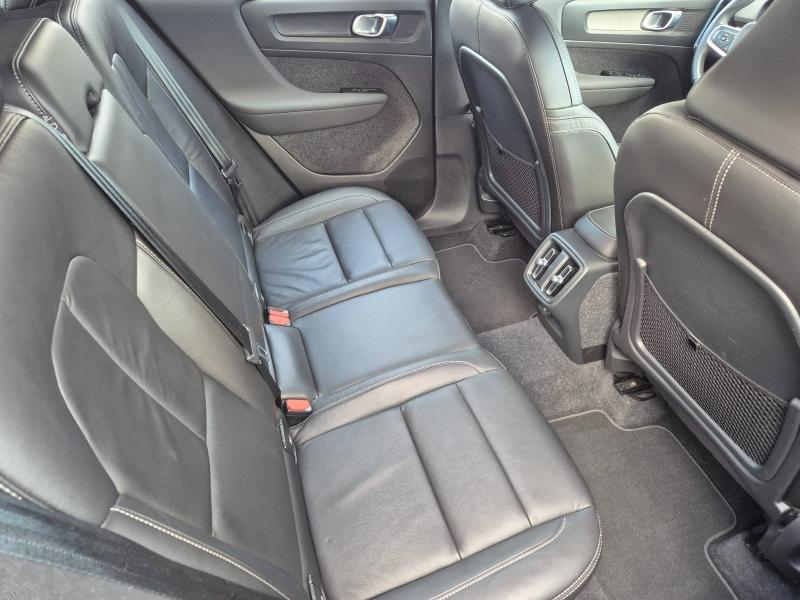 VOLVO XC40 d’occasion à vendre à AVIGNON chez SUÈDE PROVENCE AUTOMOBILES (Photo 13)