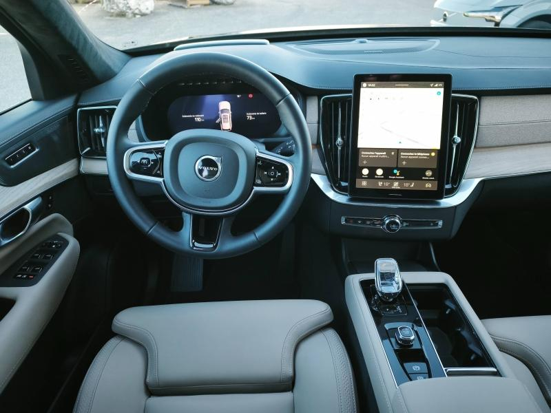 VOLVO XC90 d’occasion à vendre à AVIGNON chez SUÈDE PROVENCE AUTOMOBILES (Photo 4)