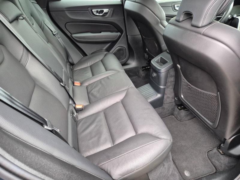 VOLVO XC60 d’occasion à vendre à AVIGNON chez SUÈDE PROVENCE AUTOMOBILES (Photo 18)