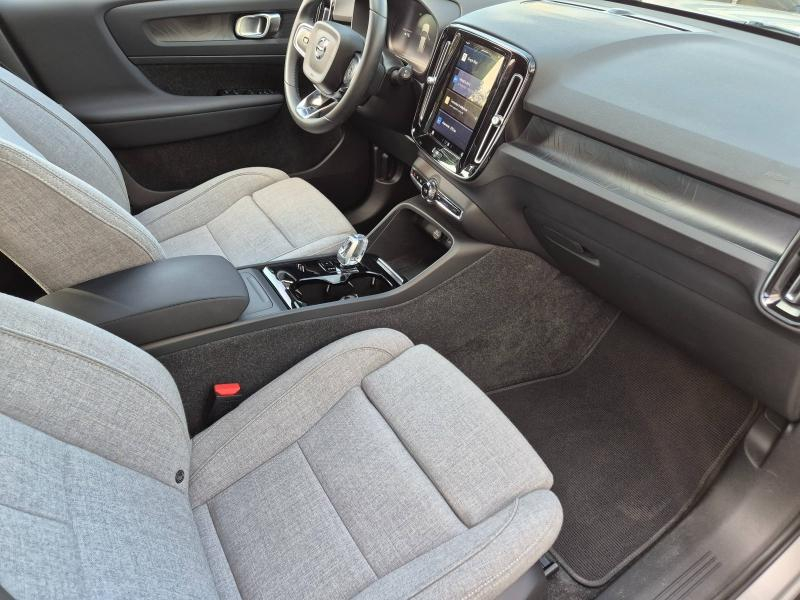 VOLVO XC40 d’occasion à vendre à AVIGNON chez SUÈDE PROVENCE AUTOMOBILES (Photo 18)