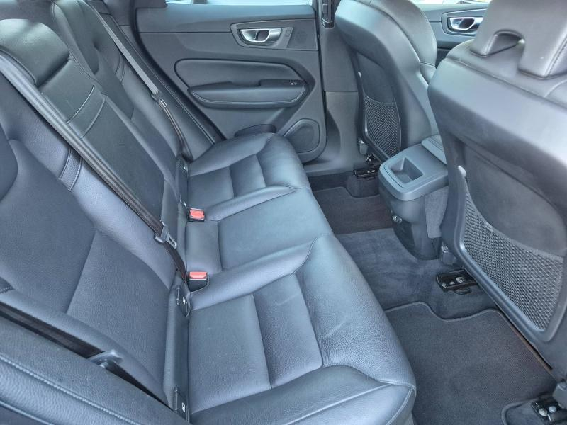 VOLVO XC60 d’occasion à vendre à AVIGNON chez SUÈDE PROVENCE AUTOMOBILES (Photo 16)
