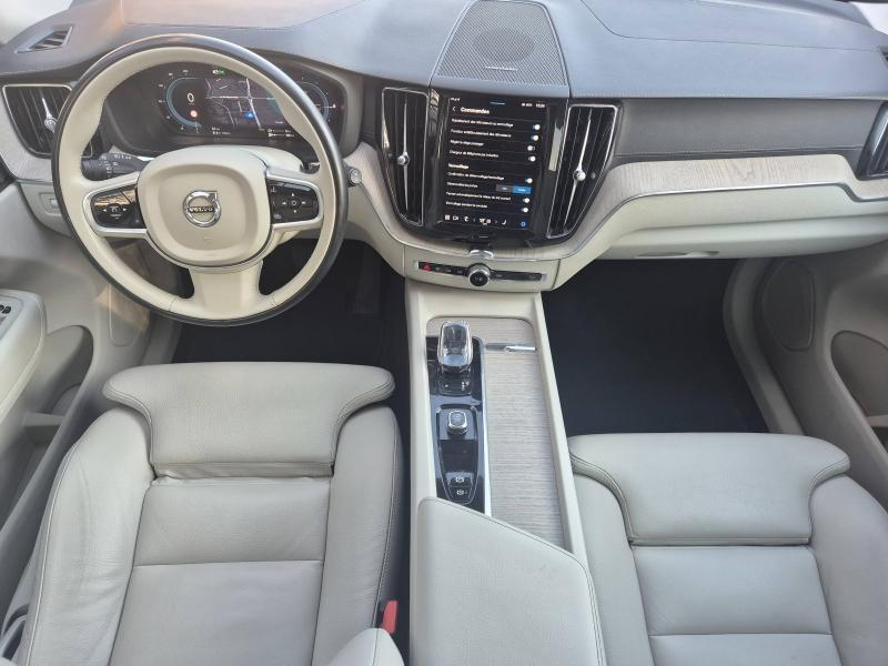 VOLVO XC60 d’occasion à vendre à AVIGNON chez SUÈDE PROVENCE AUTOMOBILES (Photo 4)