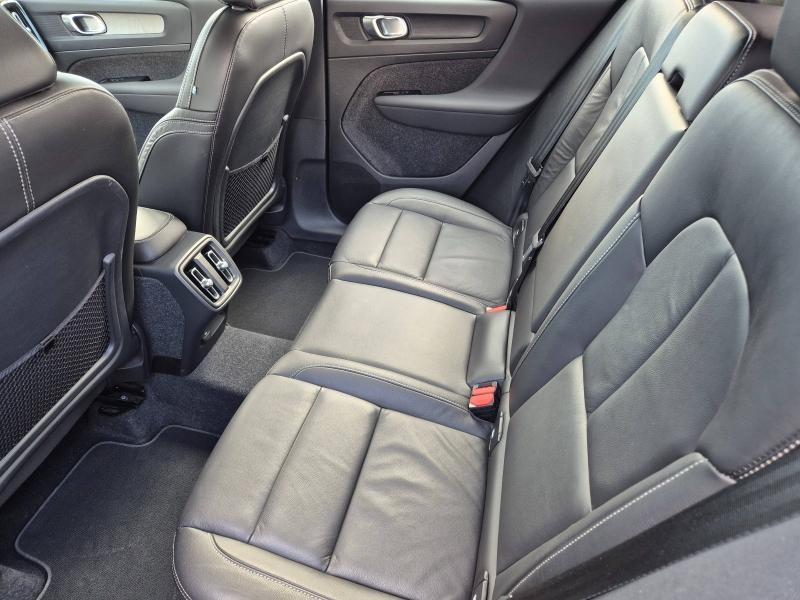 VOLVO XC40 d’occasion à vendre à AVIGNON chez SUÈDE PROVENCE AUTOMOBILES (Photo 8)