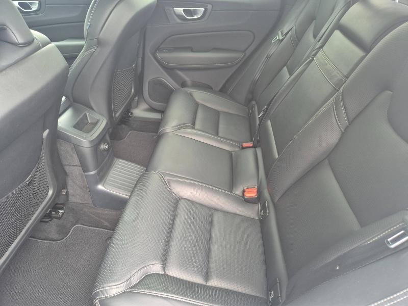 VOLVO XC60 d’occasion à vendre à AVIGNON chez SUÈDE PROVENCE AUTOMOBILES (Photo 6)
