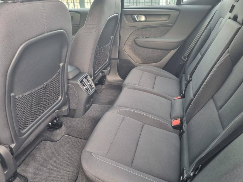 VOLVO XC40 d’occasion à vendre à AVIGNON chez SUÈDE PROVENCE AUTOMOBILES (Photo 9)